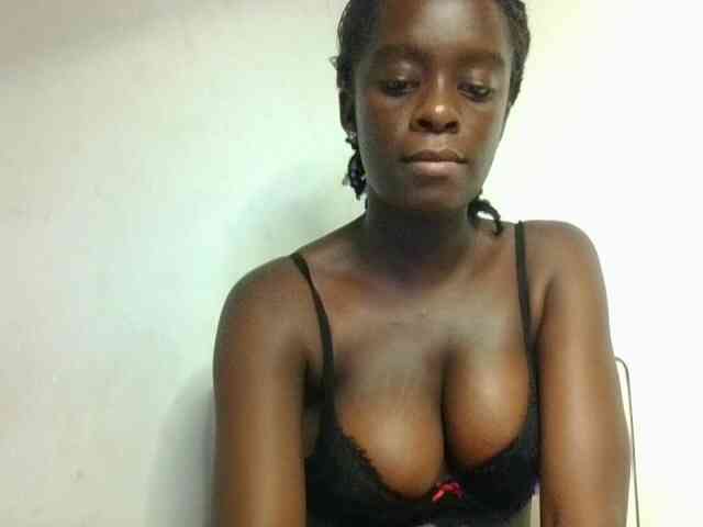 Chocolateaa webcam