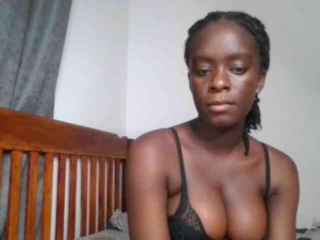 Chocolateaa webcam