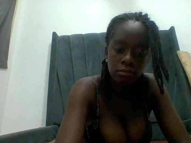 Chocolateaa webcam