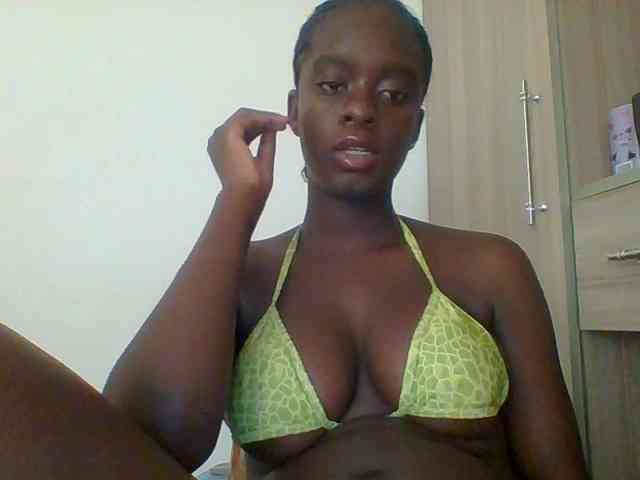 Chocolateaa webcam