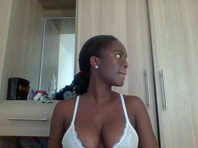 Chocolateaa webcam