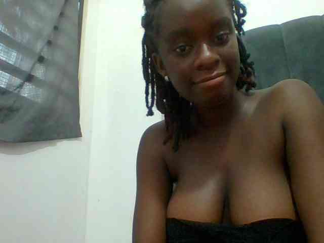Chocolateaa webcam