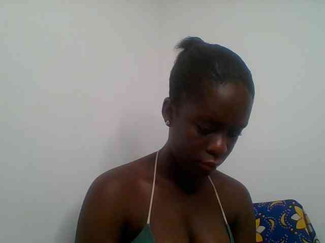 Chocolateaa webcam