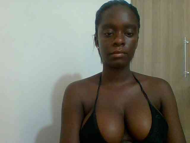 Chocolateaa webcam