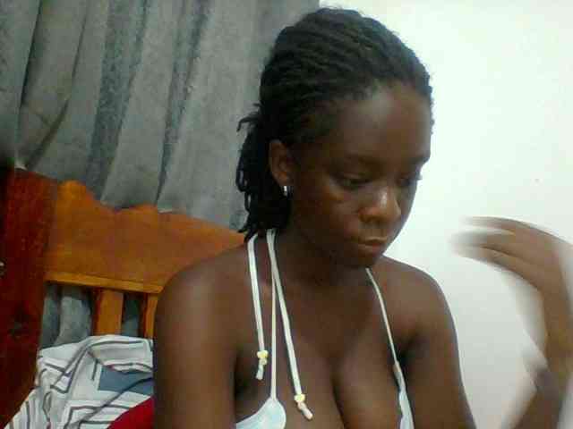 Modella: Chocolateaa
