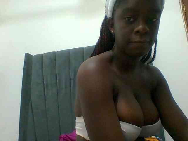 Chocolateaa webcam