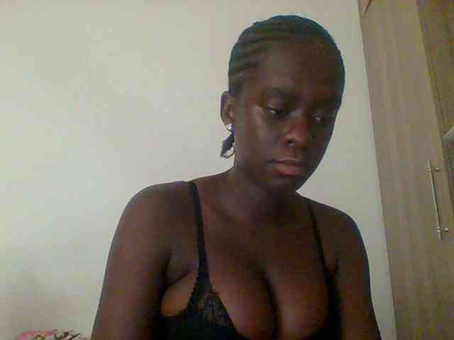 Chocolateaa webcam