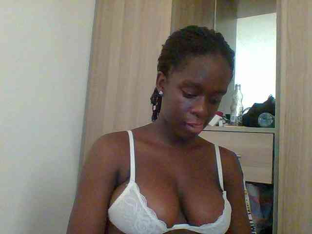 Chocolateaa webcam