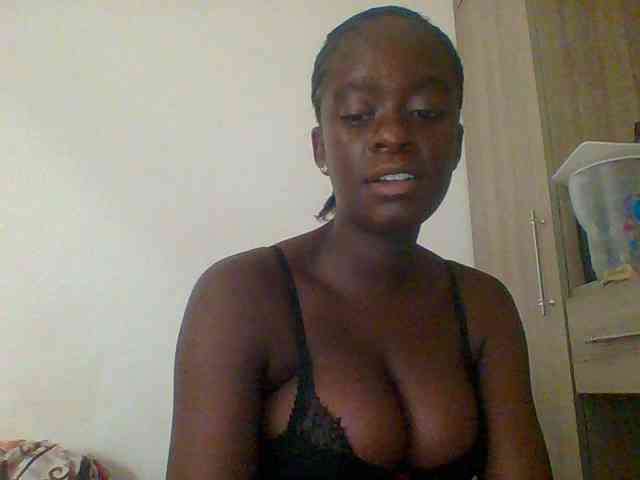 Chocolateaa webcam