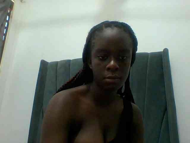 Chocolateaa webcam