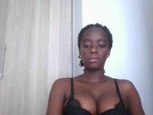 Chocolateaa webcam