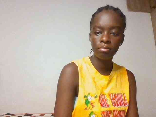 Chocolateaa webcam