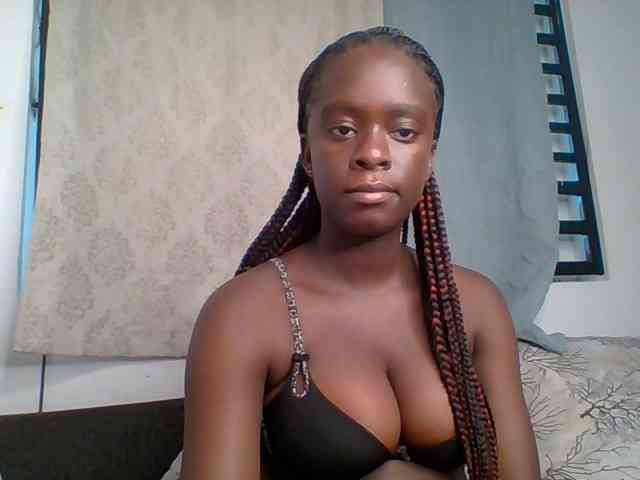 Chocolateaa webcam