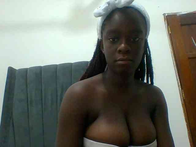 Chocolateaa webcam