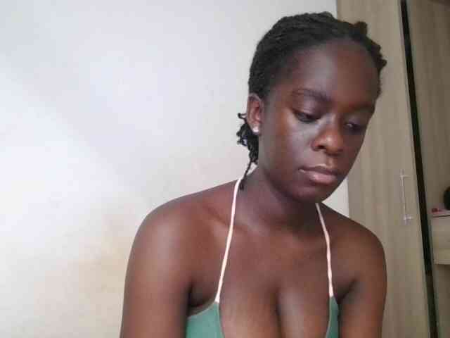 Chocolateaa webcam