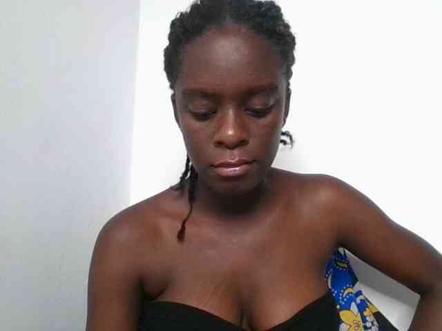 Chocolateaa webcam