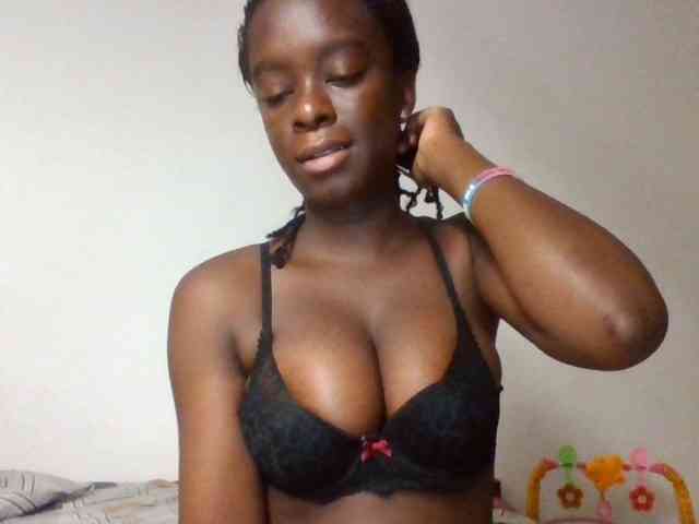 Chocolateaa webcam