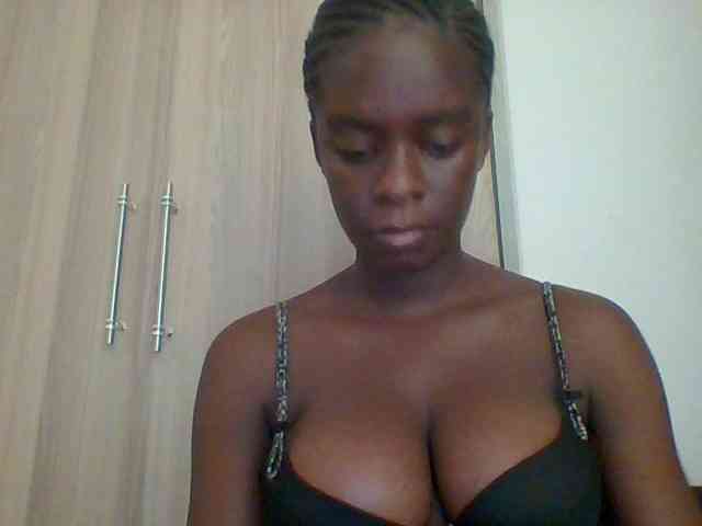 Chocolateaa webcam