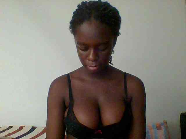 Chocolateaa webcam