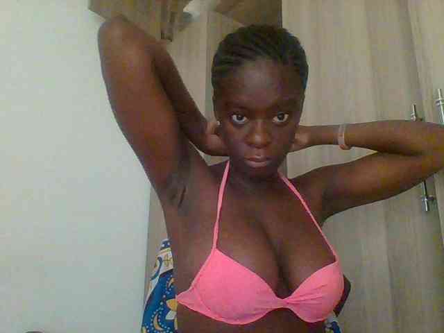 Chocolateaa webcam