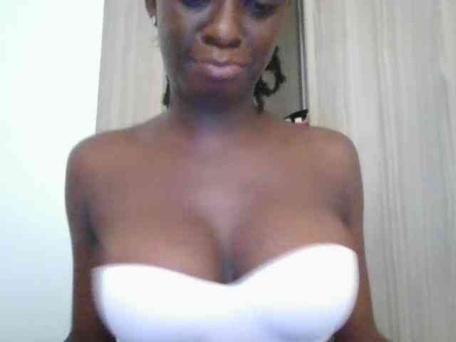 Chocolateaa webcam