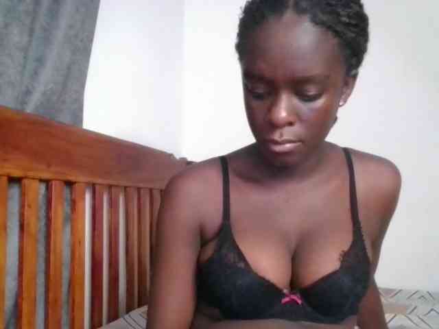 Chocolateaa webcam