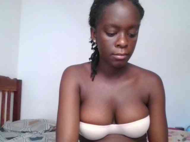 Chocolateaa webcam