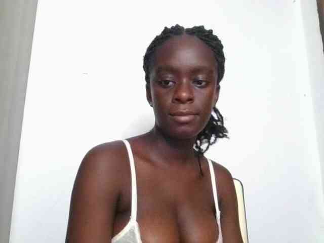 Chocolateaa webcam