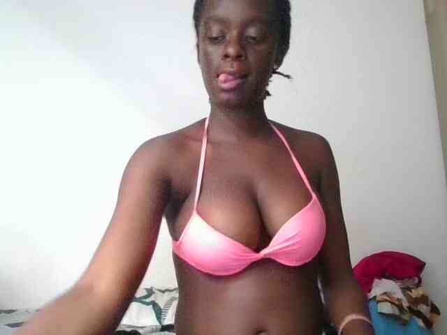 Chocolateaa webcam