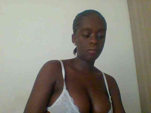 Chocolateaa webcam