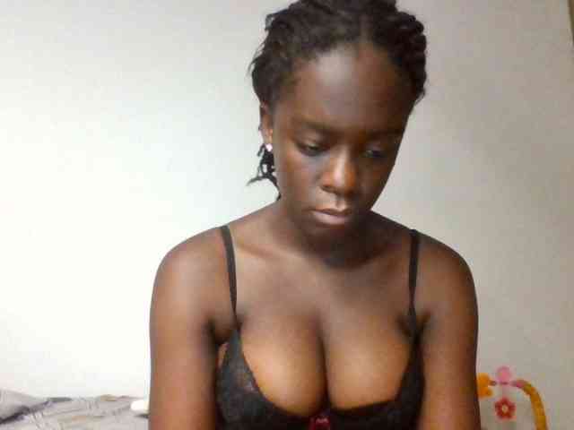 Chocolateaa webcam