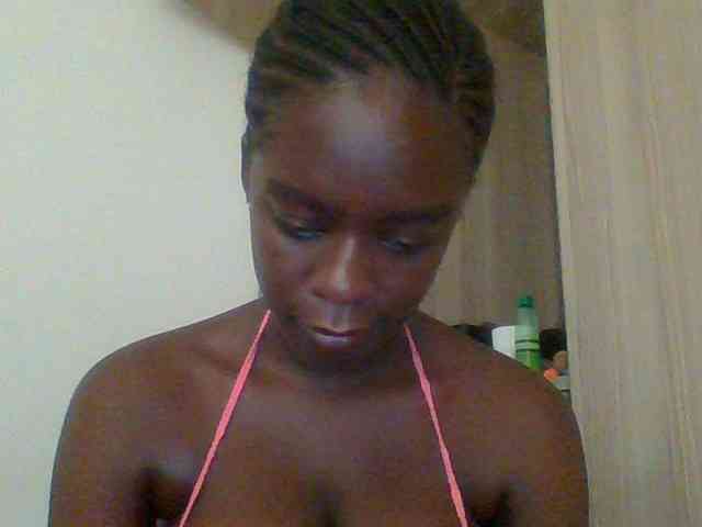 Chocolateaa webcam
