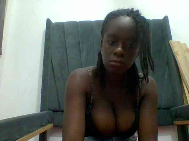 Chocolateaa webcam
