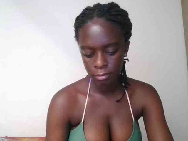 Chocolateaa webcam