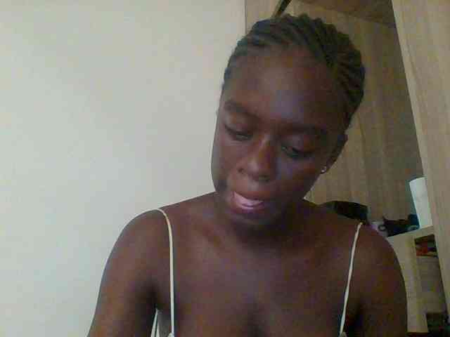 Chocolateaa webcam
