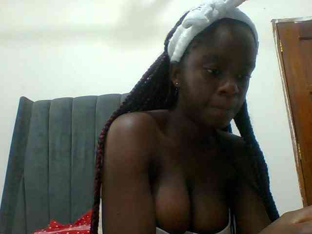 Chocolateaa webcam