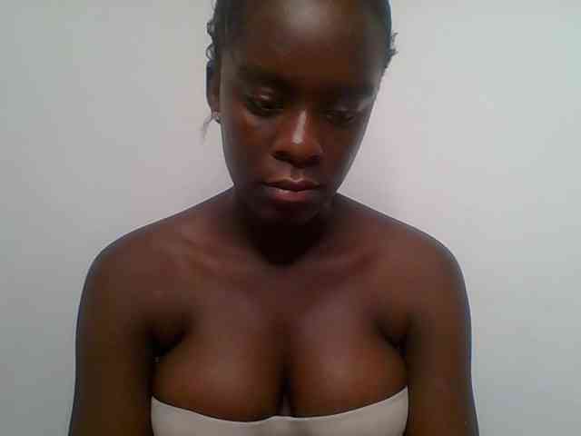 Chocolateaa webcam
