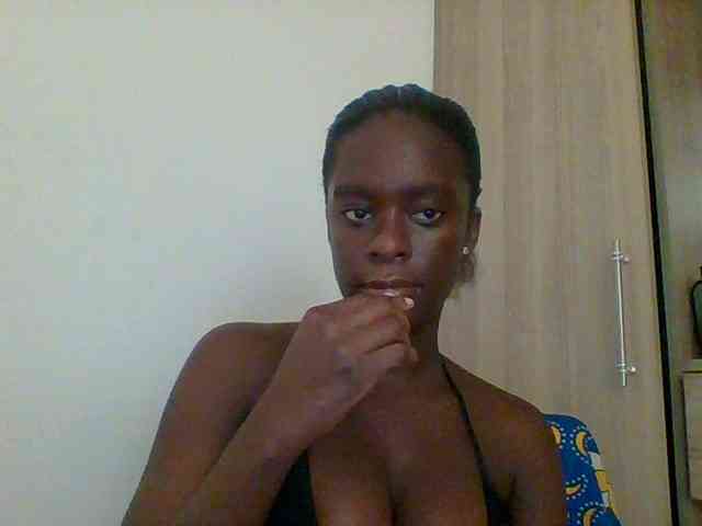 Chocolateaa webcam