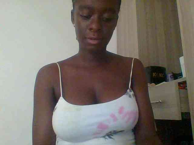 Chocolateaa webcam