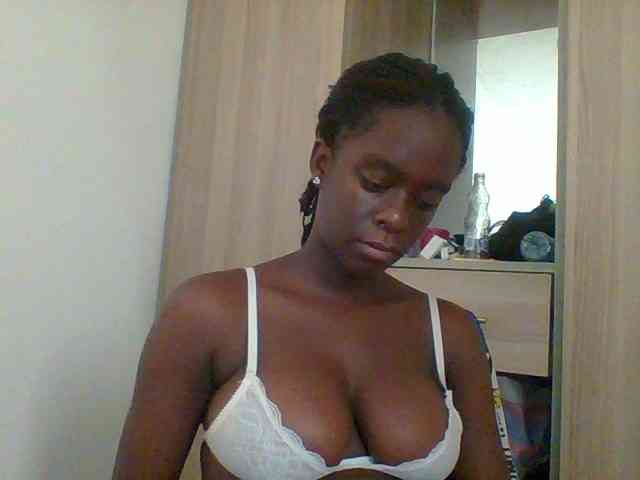 Chocolateaa webcam