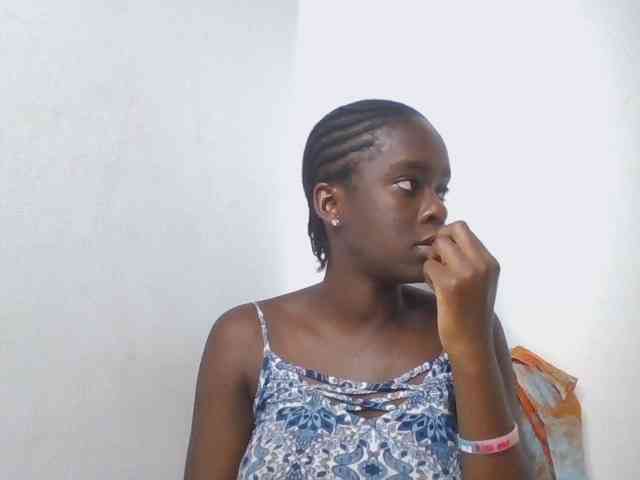 Chocolateaa webcam