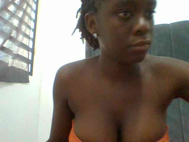 Chocolateaa webcam