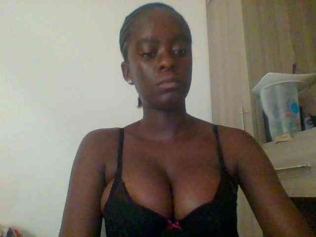 Chocolateaa webcam