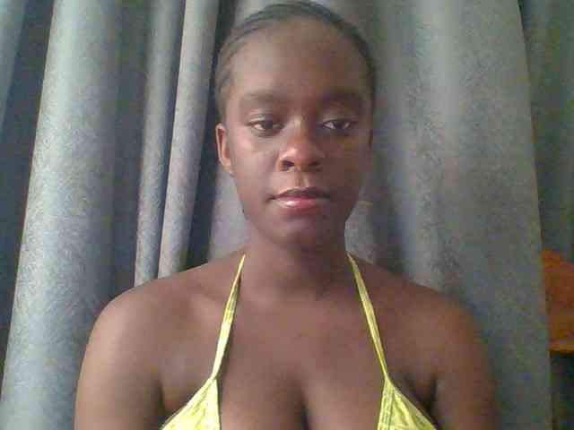 Chocolateaa webcam