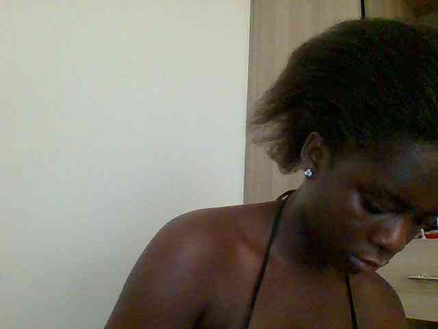 Chocolateaa webcam