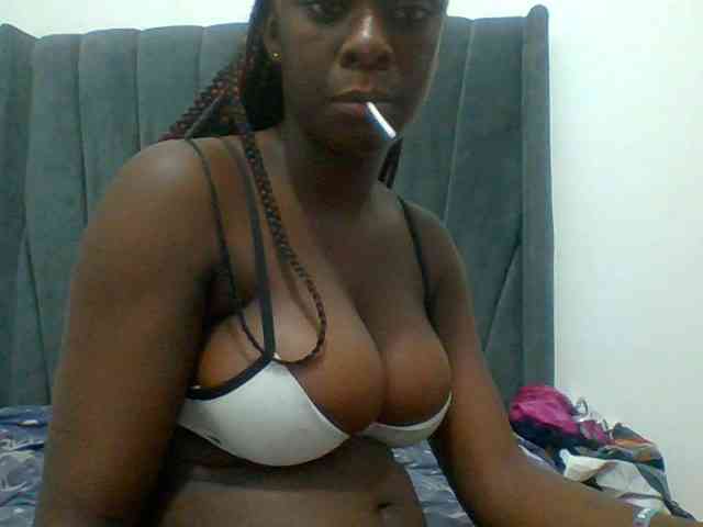 Chocolateaa webcam