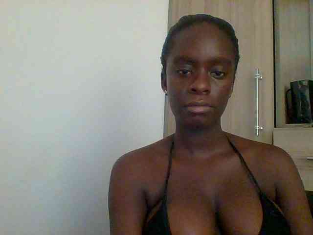 Chocolateaa webcam