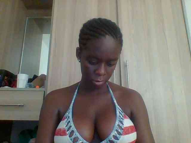 Chocolateaa webcam