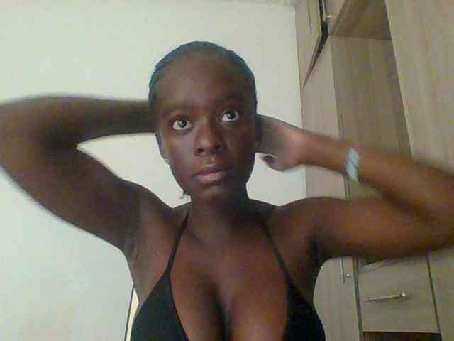 Chocolateaa webcam