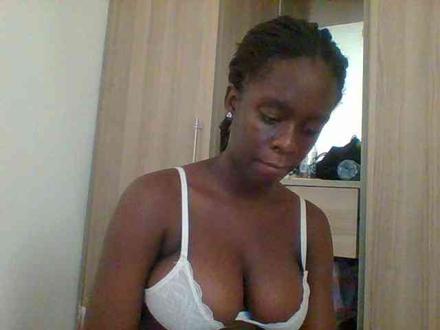 Chocolateaa webcam